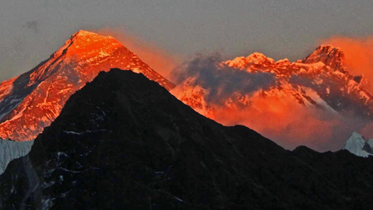 Everest from Gokyo Ri