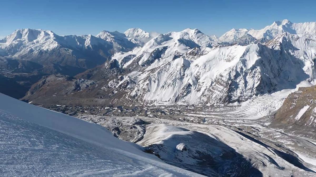 expedition to Saribing peak