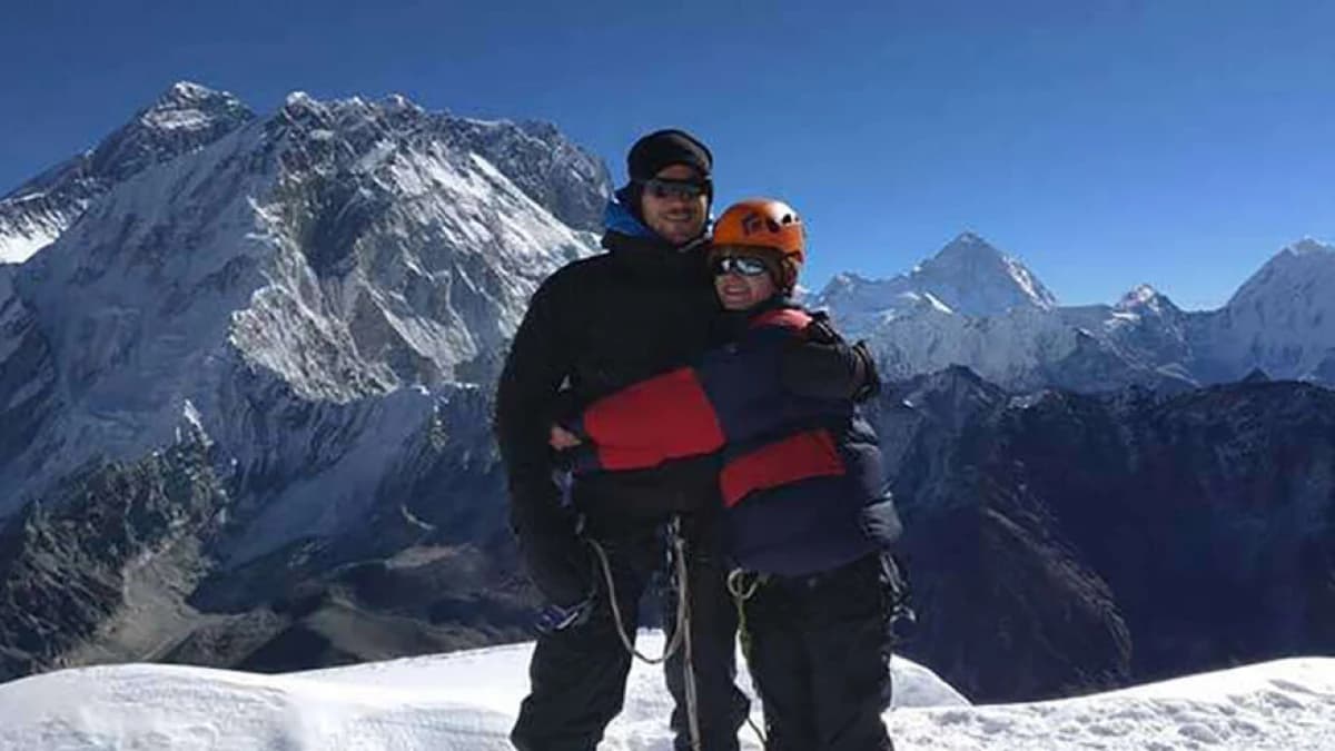 Climb Lobuche peak
