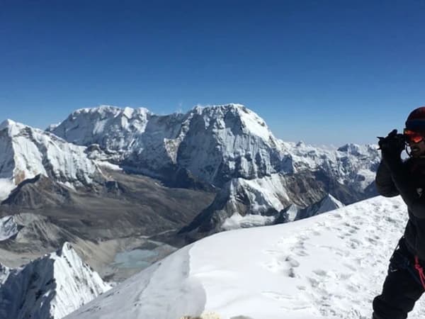 Amadablam Summit