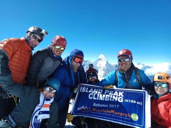 Island Peak Ebc Trek