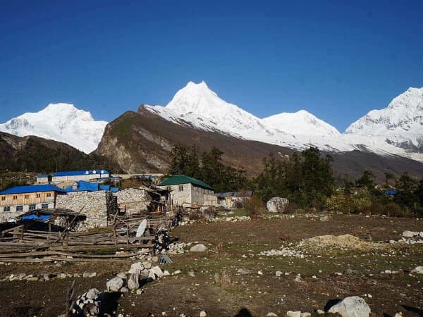 Manaslu Trek Larke Pass