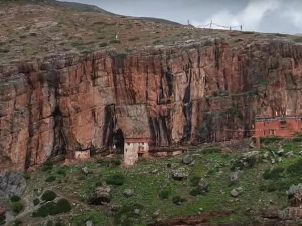 Tsakang Monastery